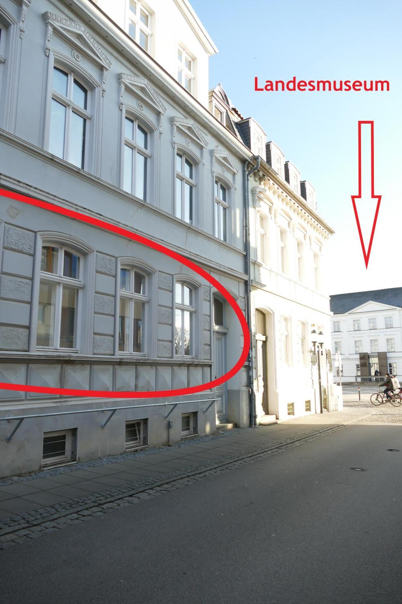 Innenstadt - 110m2 Wunderschoener Altbau Am Landesmuseum Mit 3 Schlafzimmern Und 2 Baedern Appartement Greifswald
